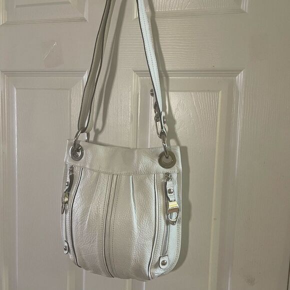 B Makowsky leather white bucket shoulder/crossbody bag silver tone hardwares - Picture 1 of 13